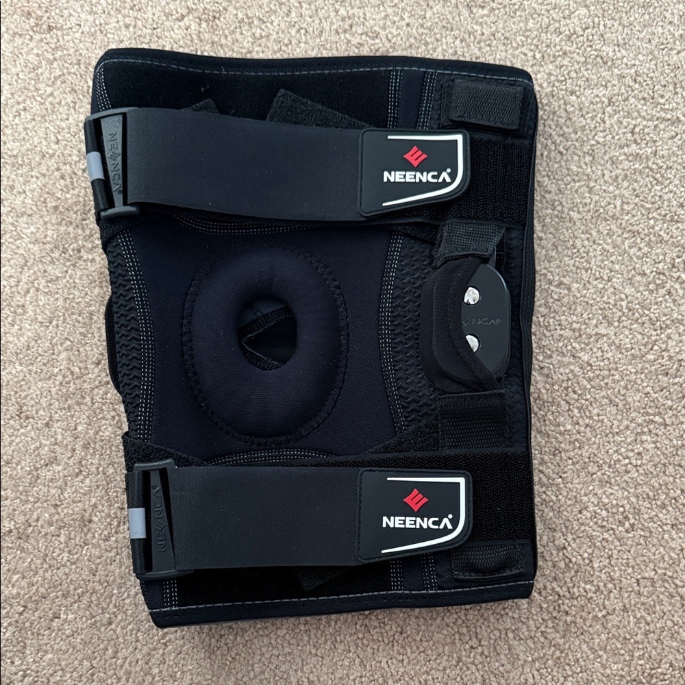 Brand New Neenca Black Knee Brace